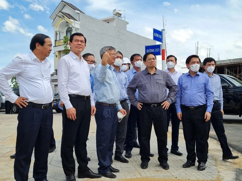 Thủ tướng kiểm tra dự án sân bay Long Thành